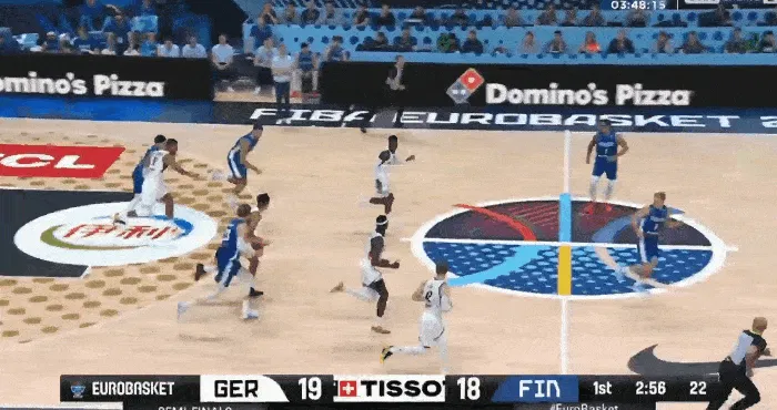 半岛体育官方网站-施罗德妙传助攻邦加打进反超芬兰，7分钟已经拿到5分5助攻