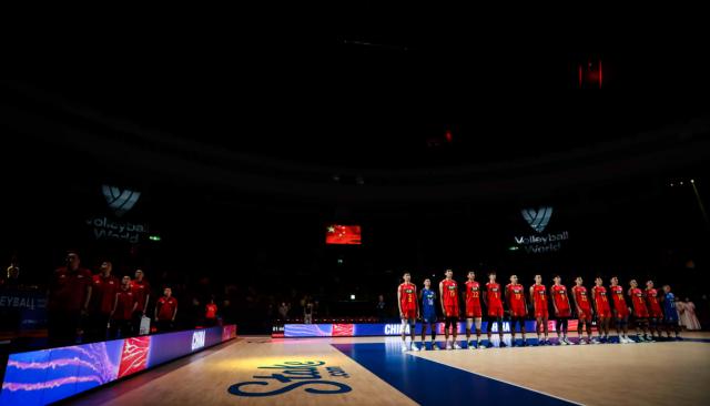 半岛·体育-“最小”球员翟德军现“奇兵”潜质 应抓机会快速成长