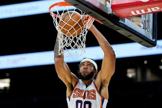 半岛体育官网-【观察】勇士在前一马当先 太阳在后虎视眈眈