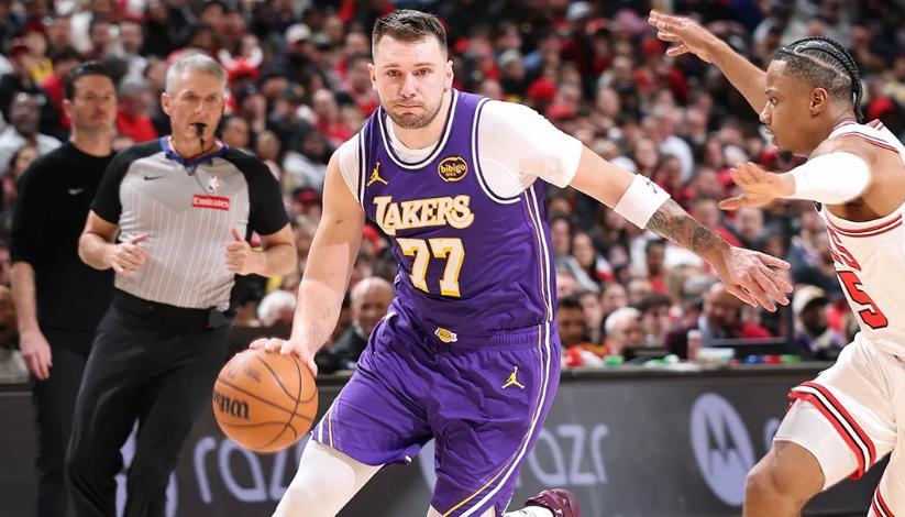 半岛·体育-看了东契奇爆砍46+7+11，你该明白：库里有多了不起！